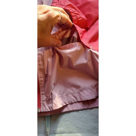 Girls Size 18 Northface Pink Windbreaker Light Jacket - Picture 2 of 8